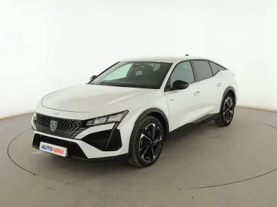 Usado Peugeot 408 Allure 181 CV (133 kW) 2024 Blanco SUV