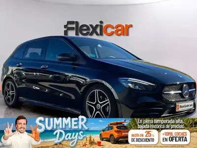Usado Mercedes B180 116 CV (85 kW) 2022 Negro Utilitario
