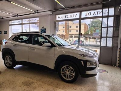 Usado Hyundai Kona Style 120 HP (88 kW) 2020 Branco SUV