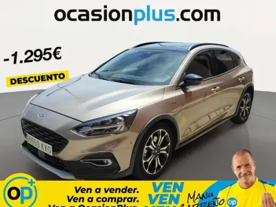 Usado Ford Focus Active 125 CV (91 kW) 2019 Gris Utilitario