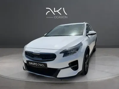 Usado Kia XCeed 141 CV (103 kW) 2022 Blanco SUV