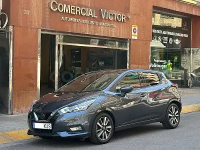 Usado Nissan Micra N-Connecta 90 CV (66 kW) 2018 Gris / plata Utilitario
