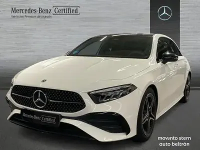 Usado Mercedes A180 Advanced 136 CV (100 kW) 2025 Blanco polar Utilitario