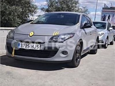 Usado Renault Mégane 110 CV (80 kW) 2012 Gris / plata Berlina