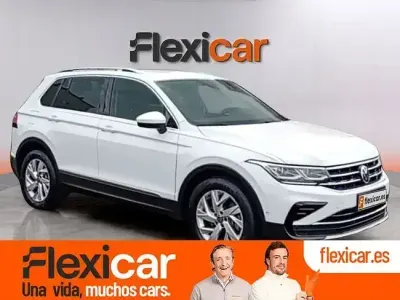 Usado VW Tiguan Life 245 HP (180 kW) 2021 Branco SUV