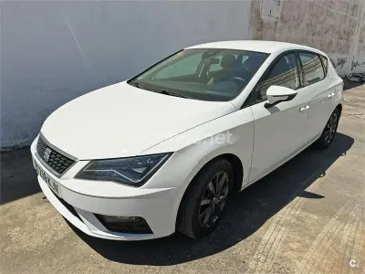 Usado Seat Leon Style 115 CV (84 kW) 2018 Blanco Berlina