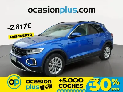 Usado VW T-Roc Life 150 CV (110 kW) 2024 Azul SUV