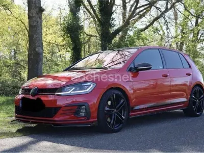 Usado VW Golf VII GTI 230 CV (169 kW) 2017 Rojo Berlina
