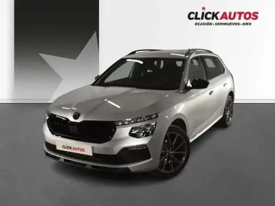 Usado Skoda Kamiq Sport 116 CV (85 kW) 2025 Plateado SUV