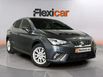 Usado Seat Ibiza XCELLENCE 116 CV (85 kW) 2024 Gris Utilitario