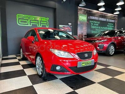 Usado Seat Ibiza SC Style 90 CV (66 kW) 2010 Rojo Utilitario