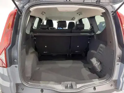 Usado Dacia Jogger Extreme 91 CV (66 kW) 2026 Gris Monovolumen