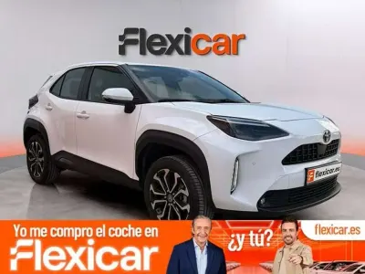 Usado Toyota Yaris Cross Active 116 CV (85 kW) 2022 Blanco SUV