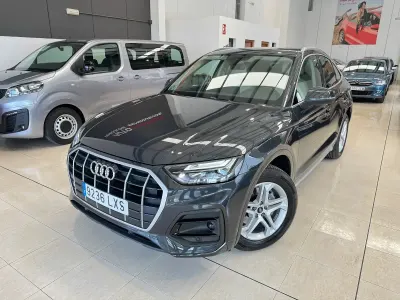 Usado Audi Q5 Advanced Plus 204 CV (150 kW) 2022 Gris SUV