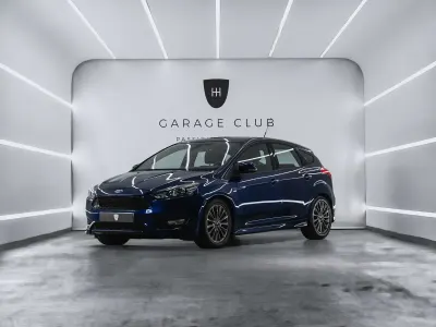 Usado Ford Focus ST-Line 125 CV (91 kW) 2017 Azul Berlina