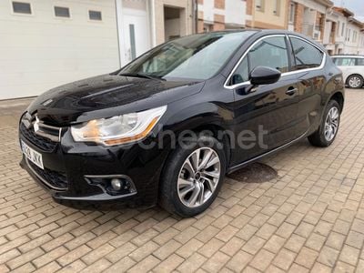 Usado DS Automobiles DS4 Style 120 CV (88 kW) 2015 Negro Berlina