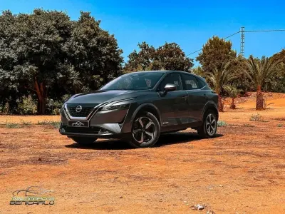 Usado Nissan Qashqai Acenta 190 CV (139 kW) 2024 Gris SUV