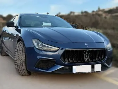 Usado Maserati Ghibli 430 CV (316 kW) 2018 Azul Berlina