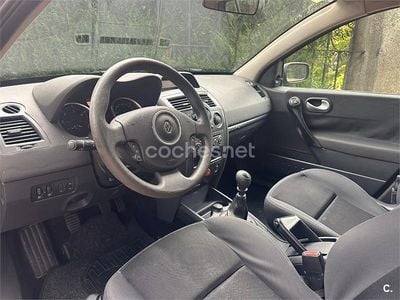 Begagnad Renault Mégane II Extreme 105 HK (77 kW) 2008 Beige Sedan