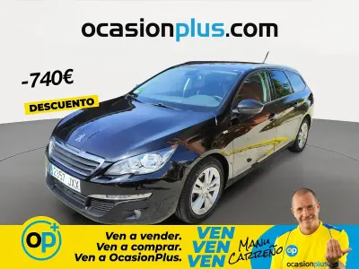Usado Peugeot 308 Style 120 CV (88 kW) 2017 Negro Familiar