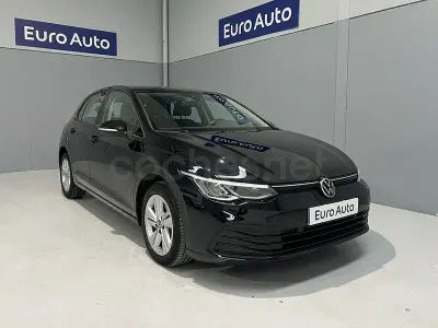 Usado VW Golf VIII Life 115 CV (84 kW) 2021 Negro Berlina