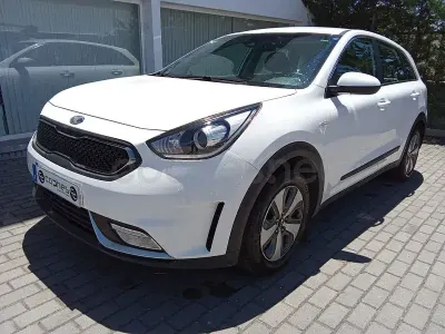 Usado Kia Niro 141 CV (103 kW) 2019 Blanco SUV