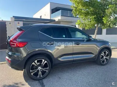 Usado Volvo XC40 Inscription 150 CV (110 kW) 2018 Verde SUV