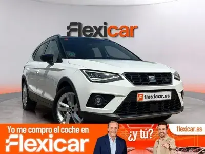 Usado Seat Arona FR 110 CV (80 kW) 2021 Blanco SUV