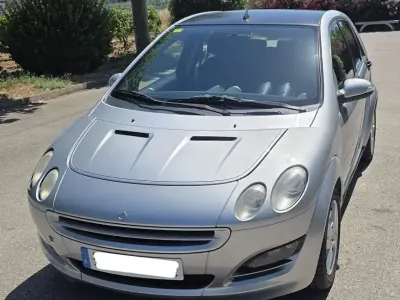 Usado Smart ForFour Passion 95 CV (69 kW) 2004 Plateado Utilitario