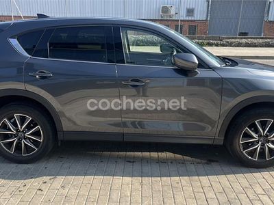 Usado Mazda CX-5 194 CV (142 kW) 2018 Gris / plata SUV
