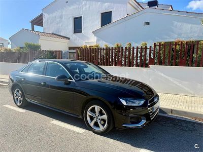 Usado Audi A4 Advanced Plus 136 CV (100 kW) 2020 Negro Berlina