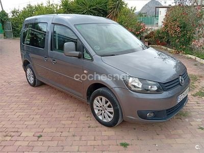 Usado VW Caddy Pro 110 CV (80 kW) 2014 Gris / plata Monovolumen