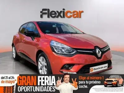 Usado Renault Clio IV LIMITED 90 CV (66 kW) 2019 Blanco