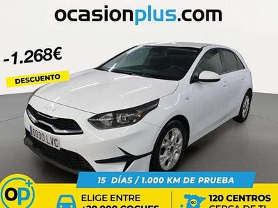 Usado Kia Ceed 120 CV (88 kW) 2021 Blanco Utilitario