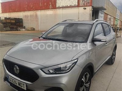 Usado MG ZS Comfort 106 CV (77 kW) 2023 Gris / plata SUV