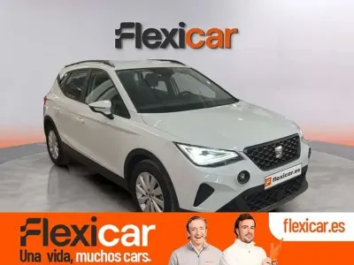 Usado Seat Arona Style 115 CV (84 kW) 2024 Blanco SUV