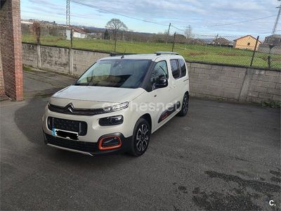 Usado Citroën Berlingo Shine 130 CV (95 kW) 2019 Gris / plata Monovolumen
