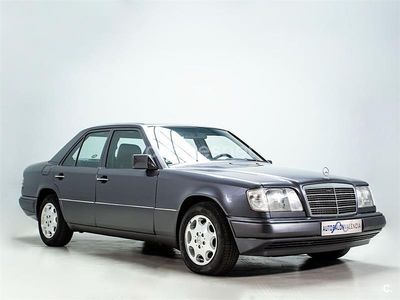 Gris Usado 1995 Mercedes E320 Berlina | 19.900 €