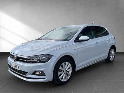 Usado VW Polo Sportline 95 HP (69 kW) 2017 Cinzento Sedan