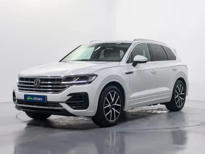 Second-hand VW Touareg Elegance 286 CP (210 kW) 2022 Alb SUV