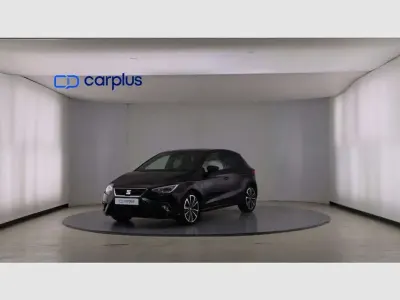 Usado Seat Ibiza FR 116 CV (85 kW) 2024 Negro Utilitario