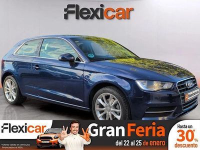 Azul Usado 2015 Audi A3 Attraction Utilitario | 11.790 € (Precio justo)
