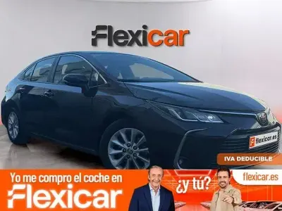Usado Toyota Corolla 125 CV (91 kW) 2023 Negro Berlina