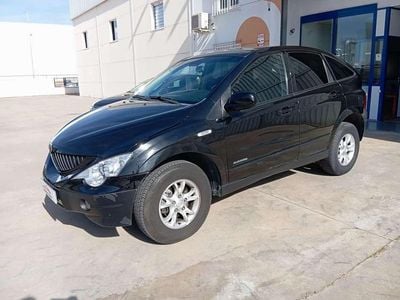 Usado Ssangyong (KGM) Actyon Limited 141 CV (103 kW) 2009 Negro SUV