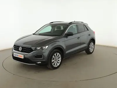 Usado VW T-Roc Advance 150 CV (110 kW) 2021 Gris SUV