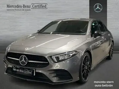 Usado Mercedes A200 AMG line 150 CV (110 kW) 2022 Gris / plata Berlina