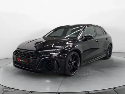 Usado Audi RS3 S-Line 400 CV (294 kW) 2022 Negro Berlina