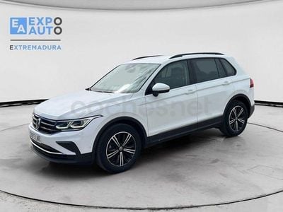 Usado VW Tiguan Life 150 CV (110 kW) 2021 Blanco SUV