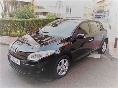 Usado Renault Mégane III 110 CV (80 kW) 2011 Negro Utilitario