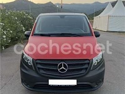 Mercedes V200
